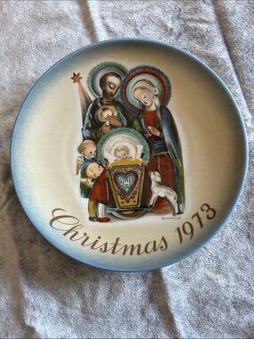 Hummel Blue Cream Christmas Nativity Decorative Plate